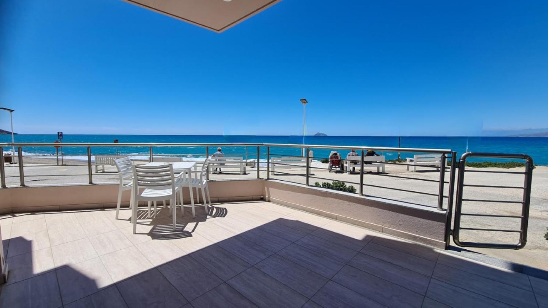 Bella Mare Luxury Apartments Kalamaki  Zewnętrze zdjęcie